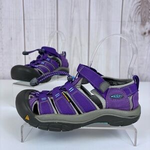 KEEN Youth Newport H2 Outdoor Water Resistant Quick Dry Sandals Purple Size 3